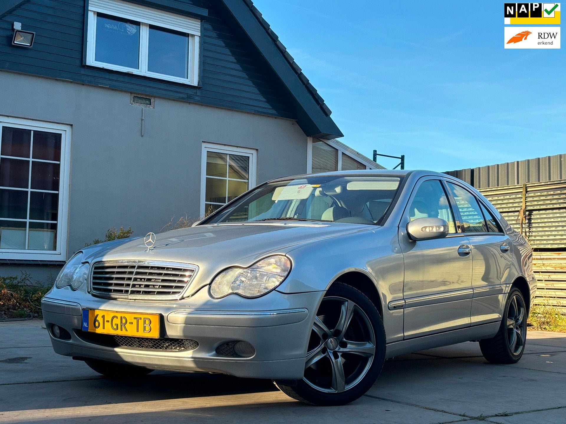 Mercedes-Benz C-klasse 180 Elegance | Nieuwe APK | Automaat, Gebruikt, 4 cilinders, 129 pk, Sedan