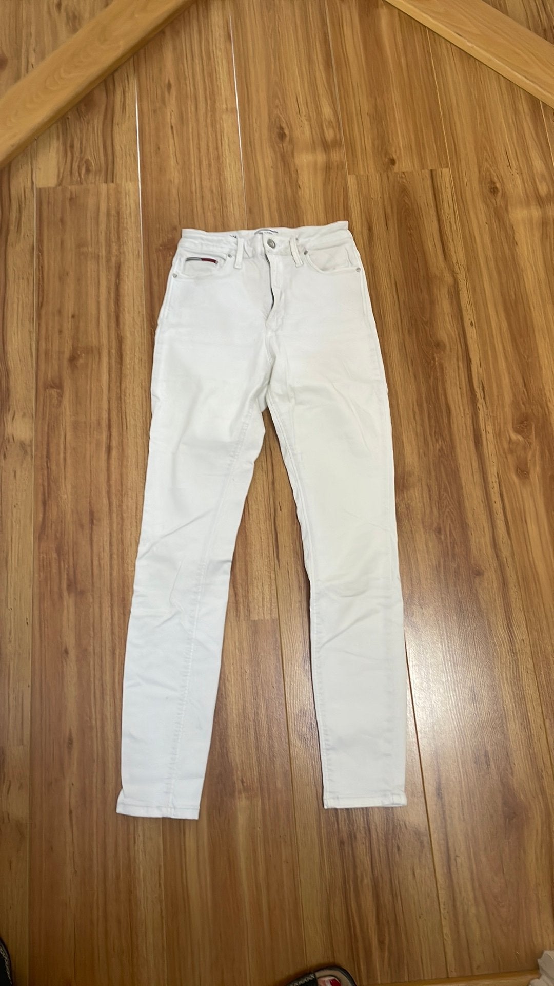 Tommy Hilfiger Ultra High Rise Skinny Skye Jeans Wit W28, Kleding | Dames, Spijkerbroeken en Jeans, Ophalen of Verzenden, Zo goed als nieuw