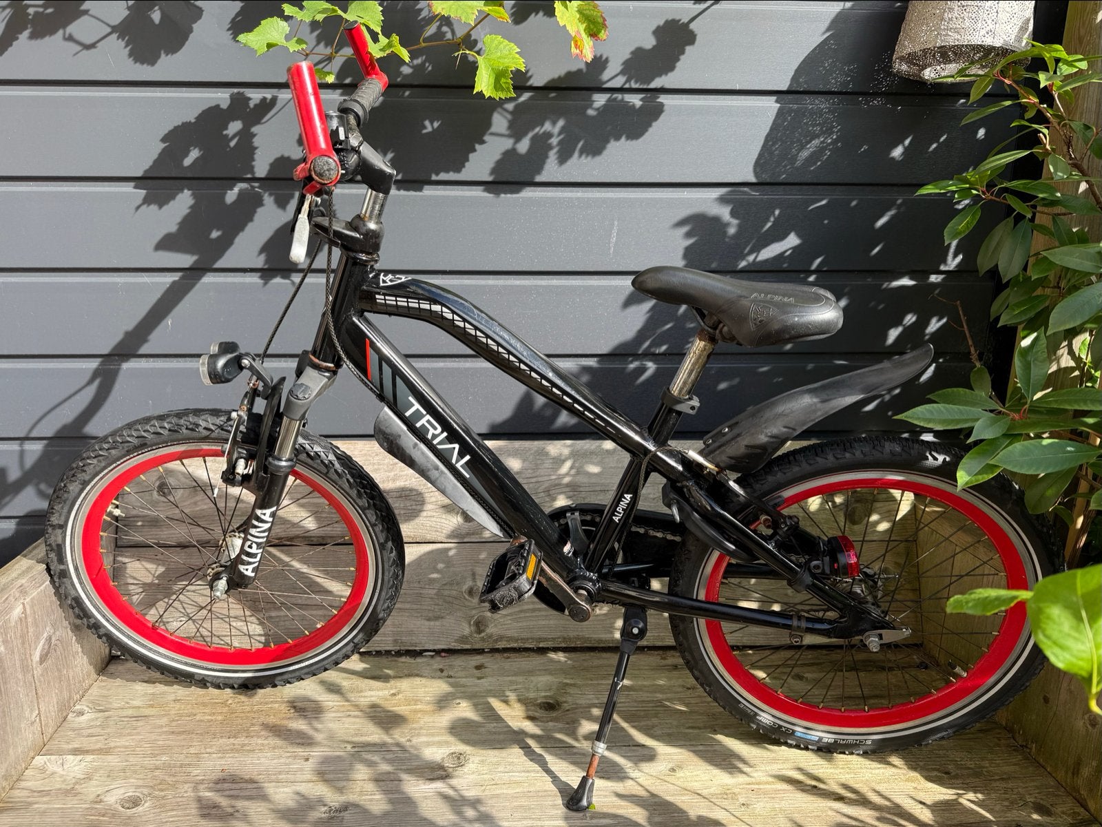 Alpina Trial kinderfiets - 20 inch, Fietsen en Brommers, Fietsen | Kinderfietsjes, Ophalen, Gebruikt, Terugtraprem, 20 inch of meer