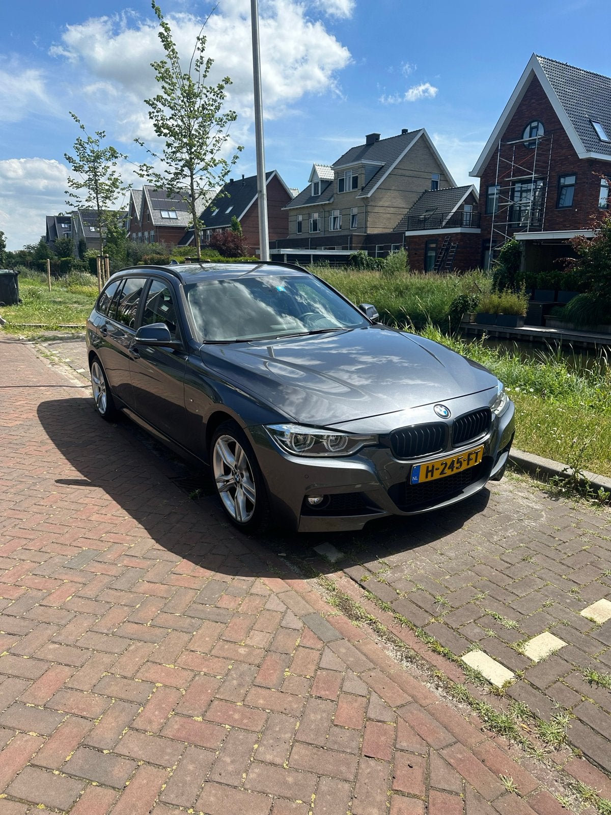 BMW 3-Serie 320i aut. met M pakket en 18 inch velgen., Auto's, BMW, 1998 cc, Achterwielaandrijving, 1800 kg, 4 cilinders