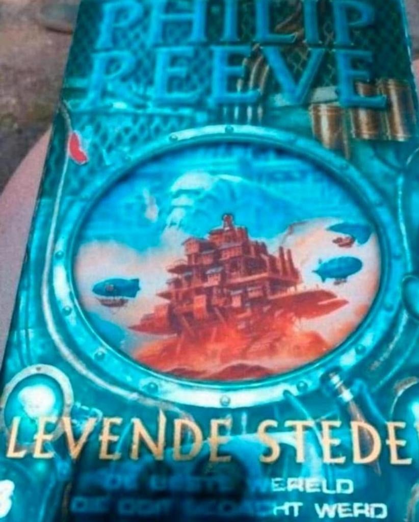 Levende Steden - Philip Reeve (Boek), Ophalen of Verzenden, Philip Reeve