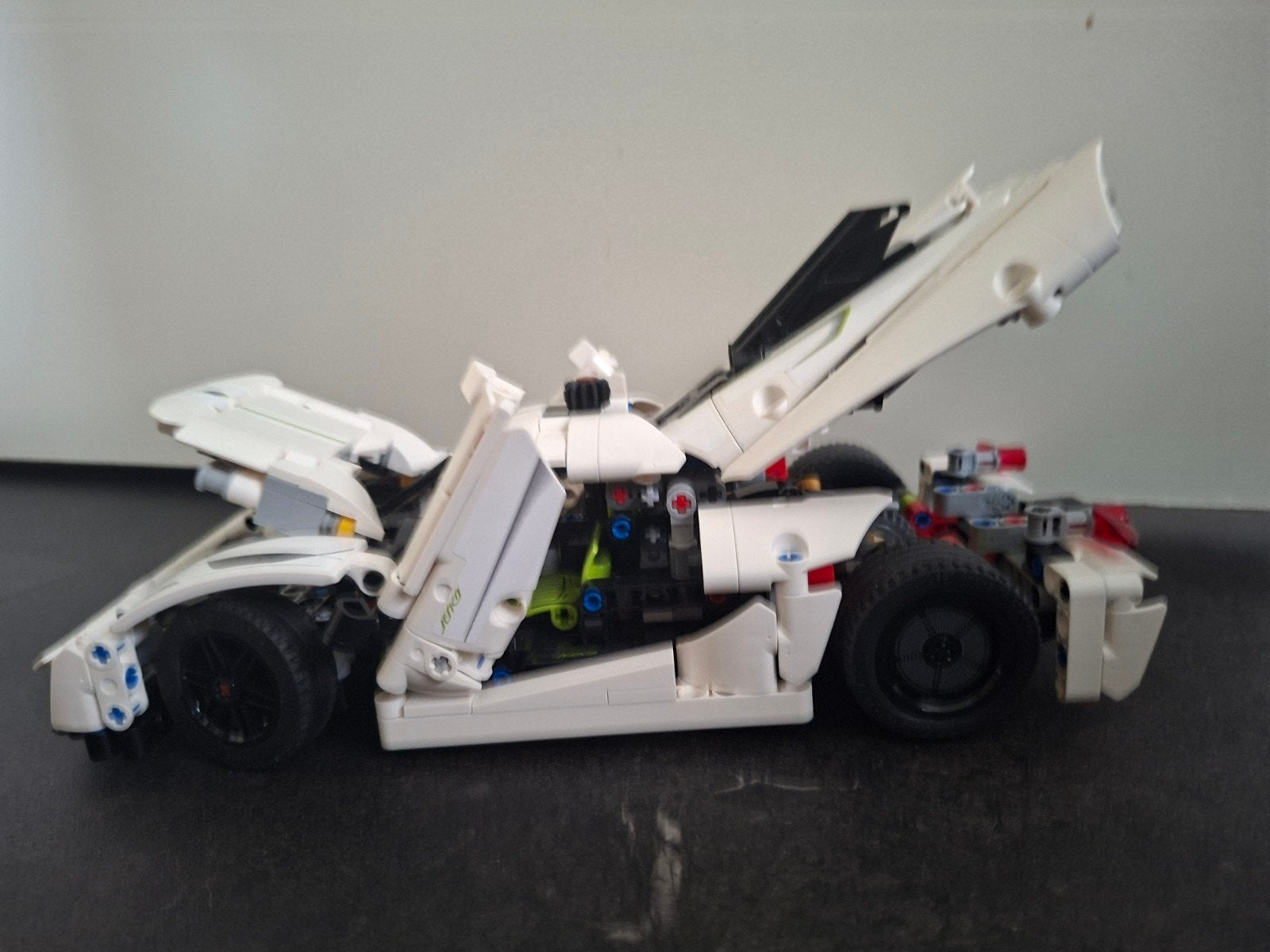 LEGO Technic Koenigsegg Jesko (42162) - Zo goed als nieuw, Ophalen of Verzenden, Zo goed als nieuw