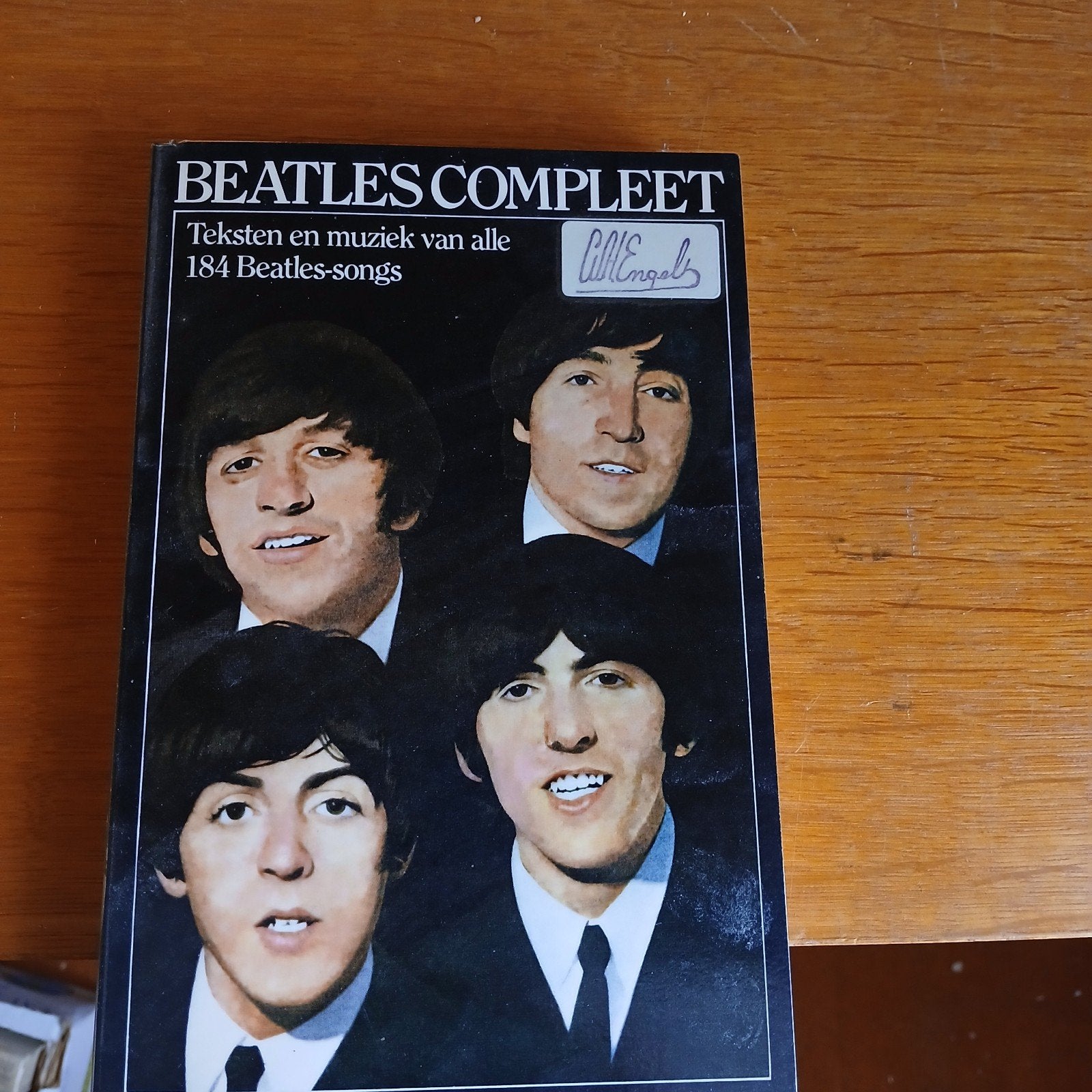 Beatles Compleet: Teksten en Muziek van 184 Songs, Boeken, Ophalen of Verzenden