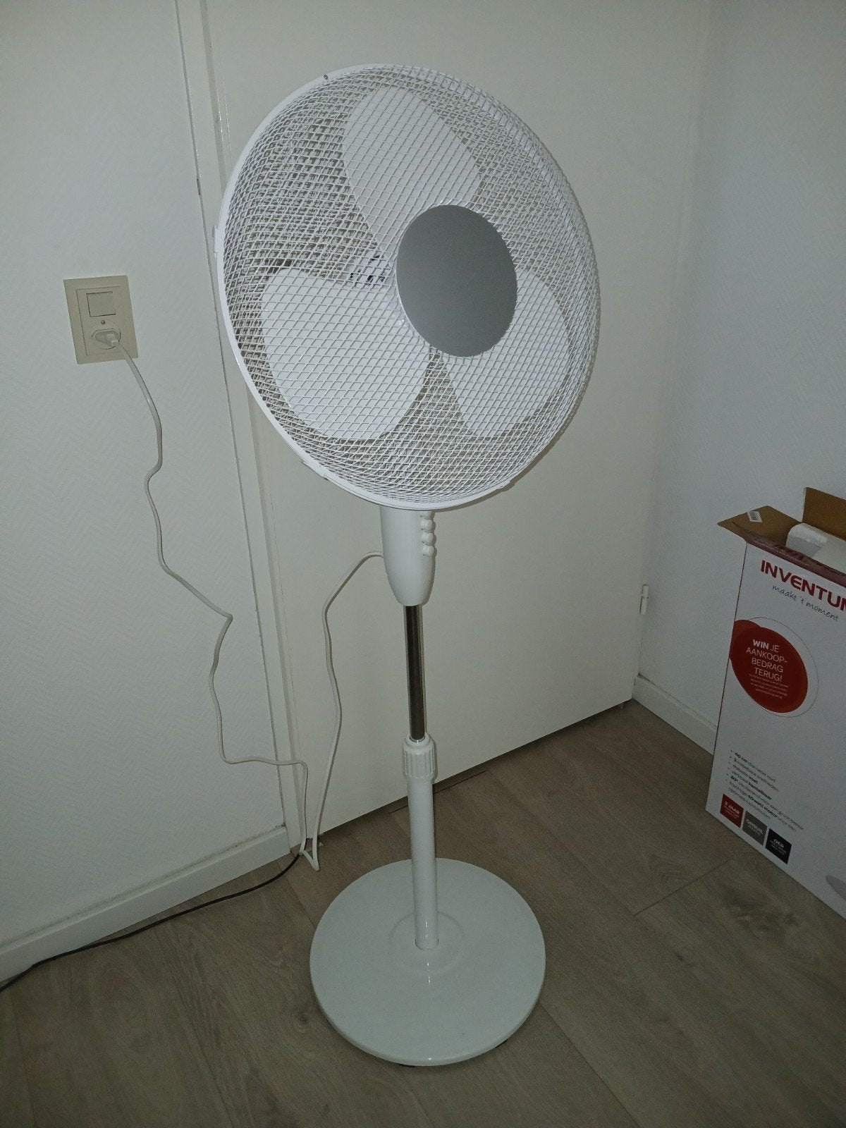 Inventum VST401W Statiefventilator - Nieuw in doos, Ophalen of Verzenden