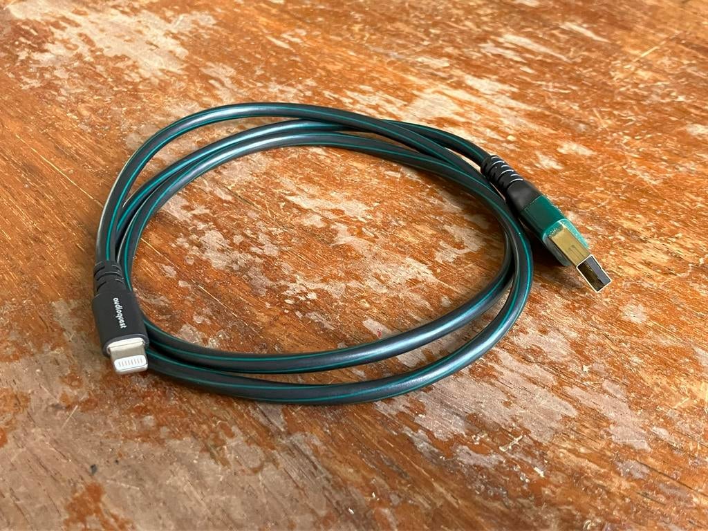 AudioQuest Forest USB-A > Lightning 75cm High End audiokabel, Audio, Tv en Foto, Audiokabels en Televisiekabels, Ophalen of Verzenden