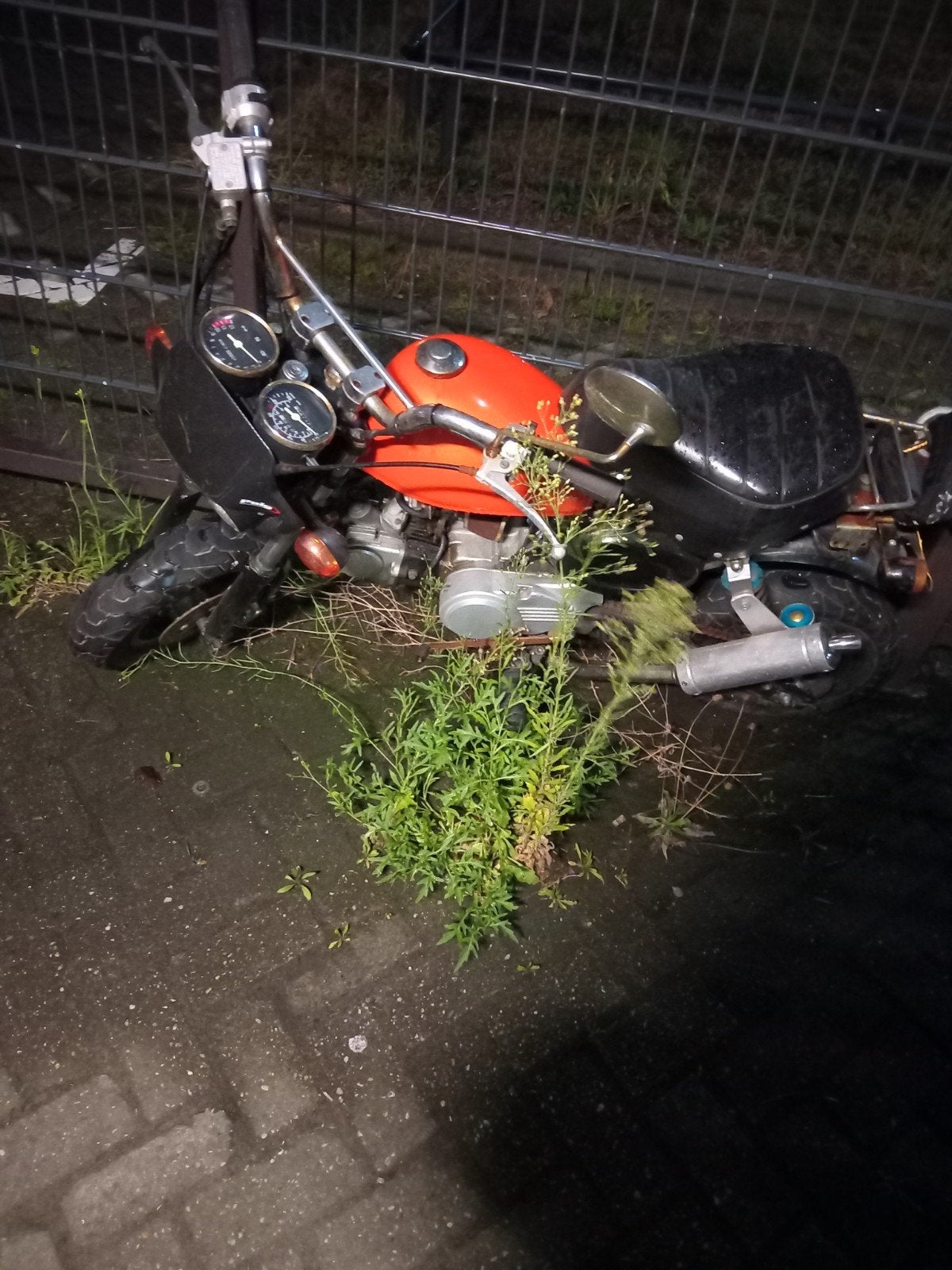 Unieke Custom Mini Motorfiets - Oranje Tank, Motoren, Ophalen of Verzenden