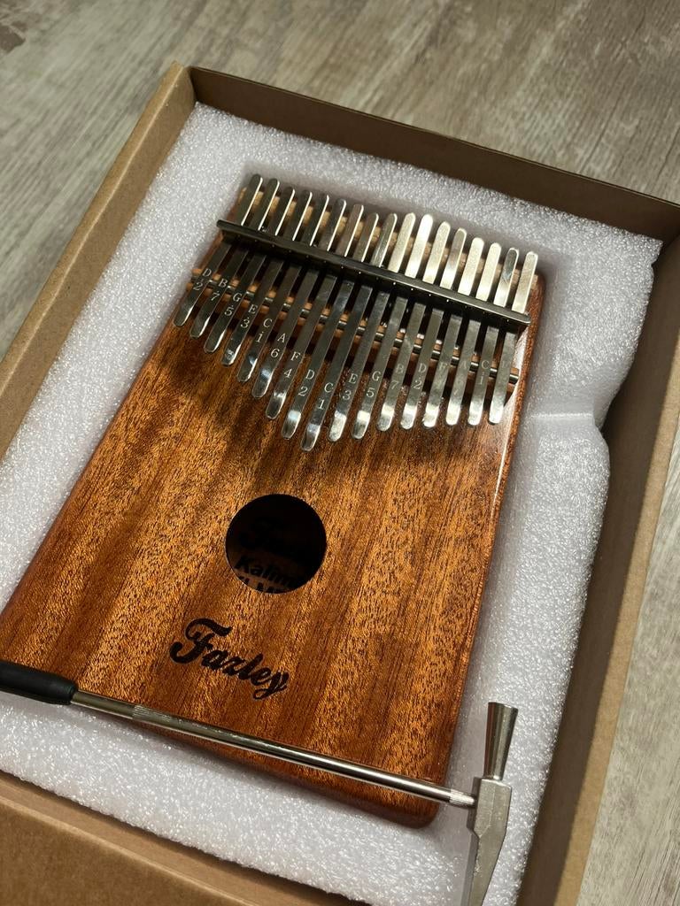 Kalimba Fazley nieuw 17 tonen 17 tone, Muziek en Instrumenten, Ophalen of Verzenden, Zo goed als nieuw, Elektrische gitaar