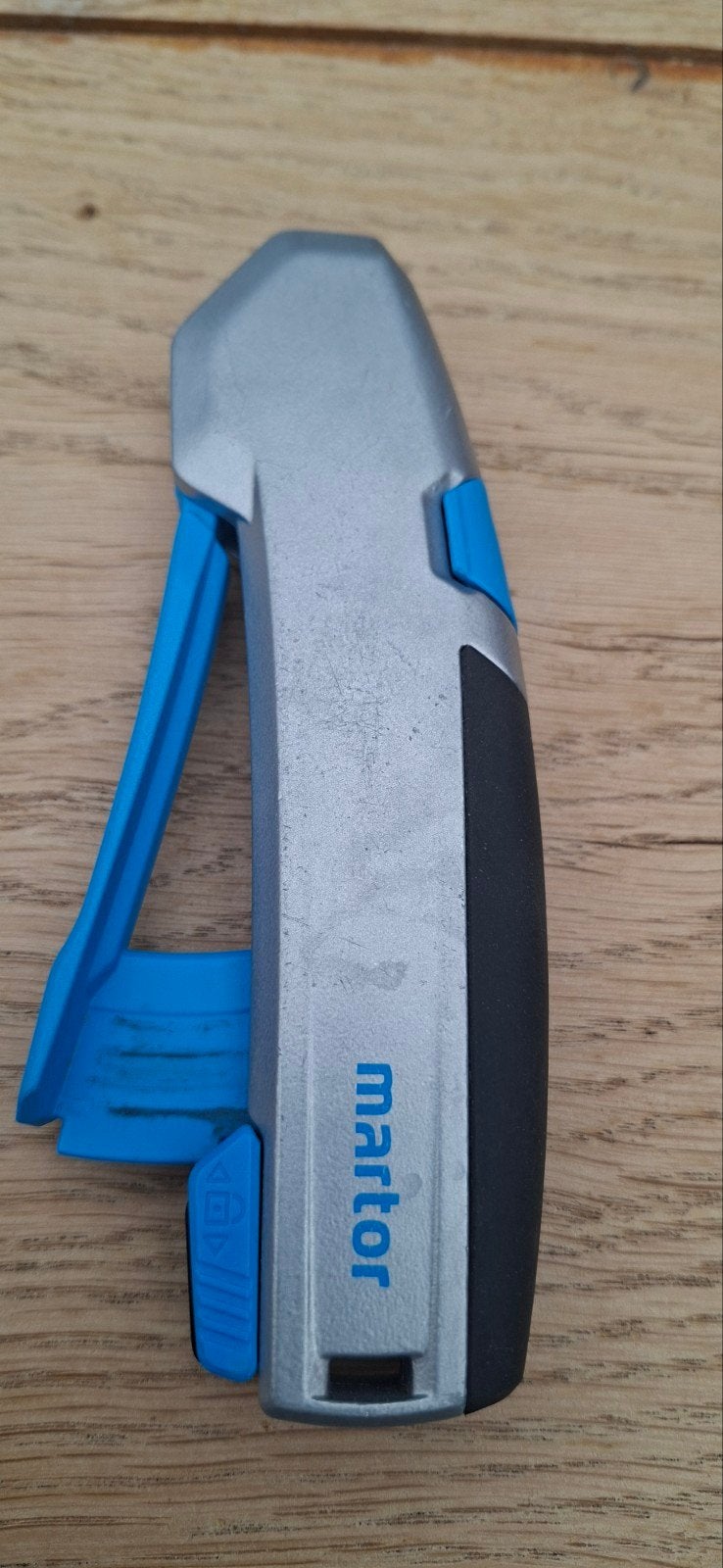 MARTOR Veiligheidsmes - 10 stuks, Ophalen of Verzenden, Zo goed als nieuw, Snijgereedschap, Overige merken
