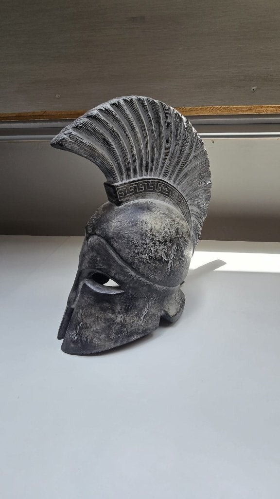 Sparten helm made of stone, Huis en Inrichting, Ophalen, Vintage, Gebruikt, Meerkleurig