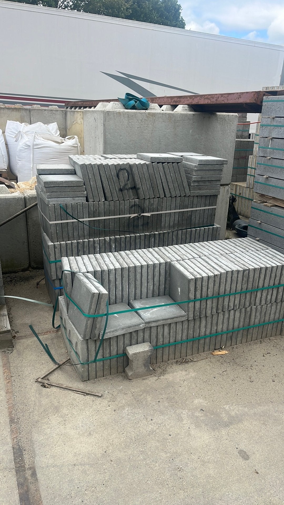 Nieuwe 2de keus 30x30x4,5, Tuin en Terras, Tegels en Klinkers, Zo goed als nieuw, Terrastegels, Beton, Ophalen of Verzenden