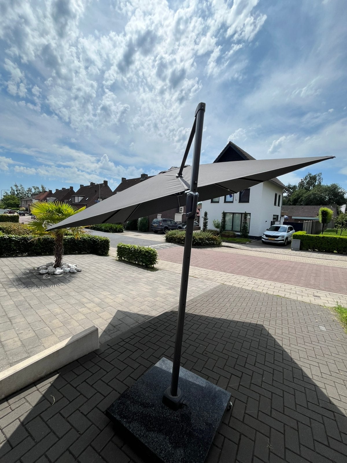 Parasol, nieuwstaat,  veel standen mogelijk, Ophalen, Zo goed als nieuw
