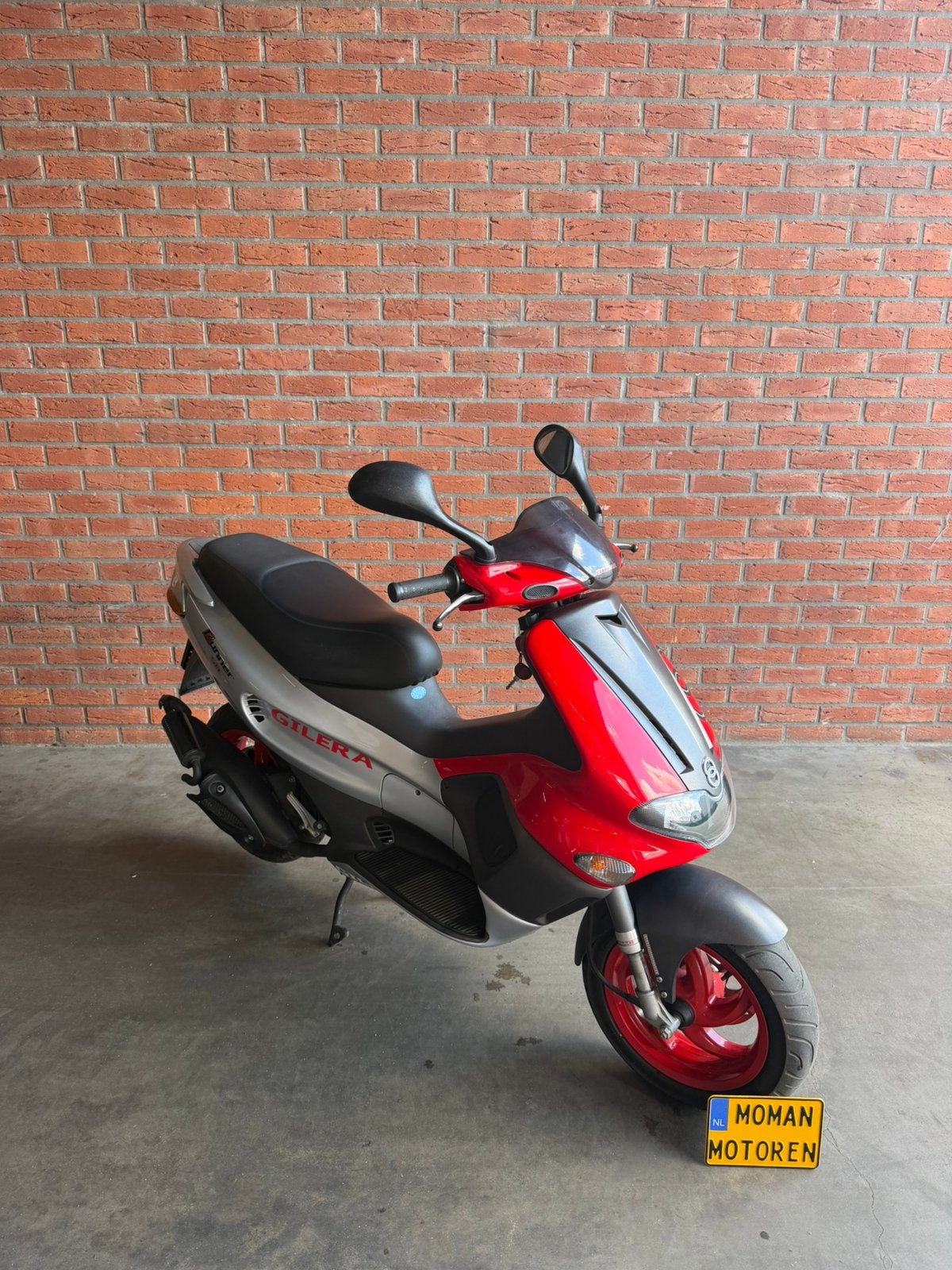 Gilera Runner 50cc SP Pro 2005, Fietsen en Brommers, Ophalen, Zo goed als nieuw, Tweetakt