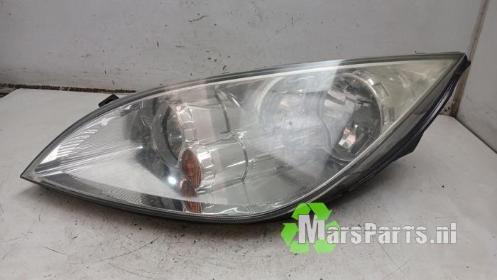 Koplamp links van een Mitsubishi Colt, Gebruikt, -, -, Ophalen of Verzenden