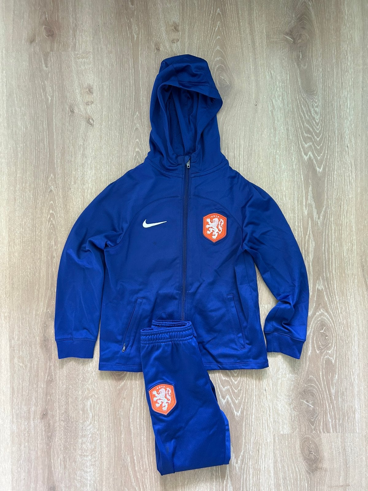 Nederlands elftal trainingspak Nike 22/23 Maat 110-116, Gebruikt, Jongen of Meisje, Sport- of Zwemkleding, Ophalen of Verzenden