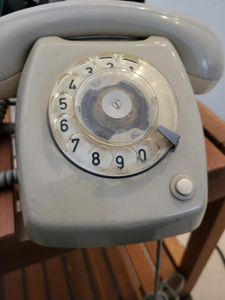 Vintage PTT Telefoon T65 met draaischijf, Ophalen of Verzenden, Gebruikt, Met draaischijf