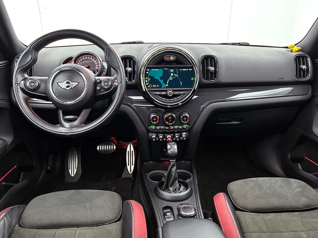 Mini Mini Countryman 1.5 Cooper JCW-Pakket Chili Serious Bus, Auto's, Mini, 136 pk, Gebruikt, Countryman, 715 kg