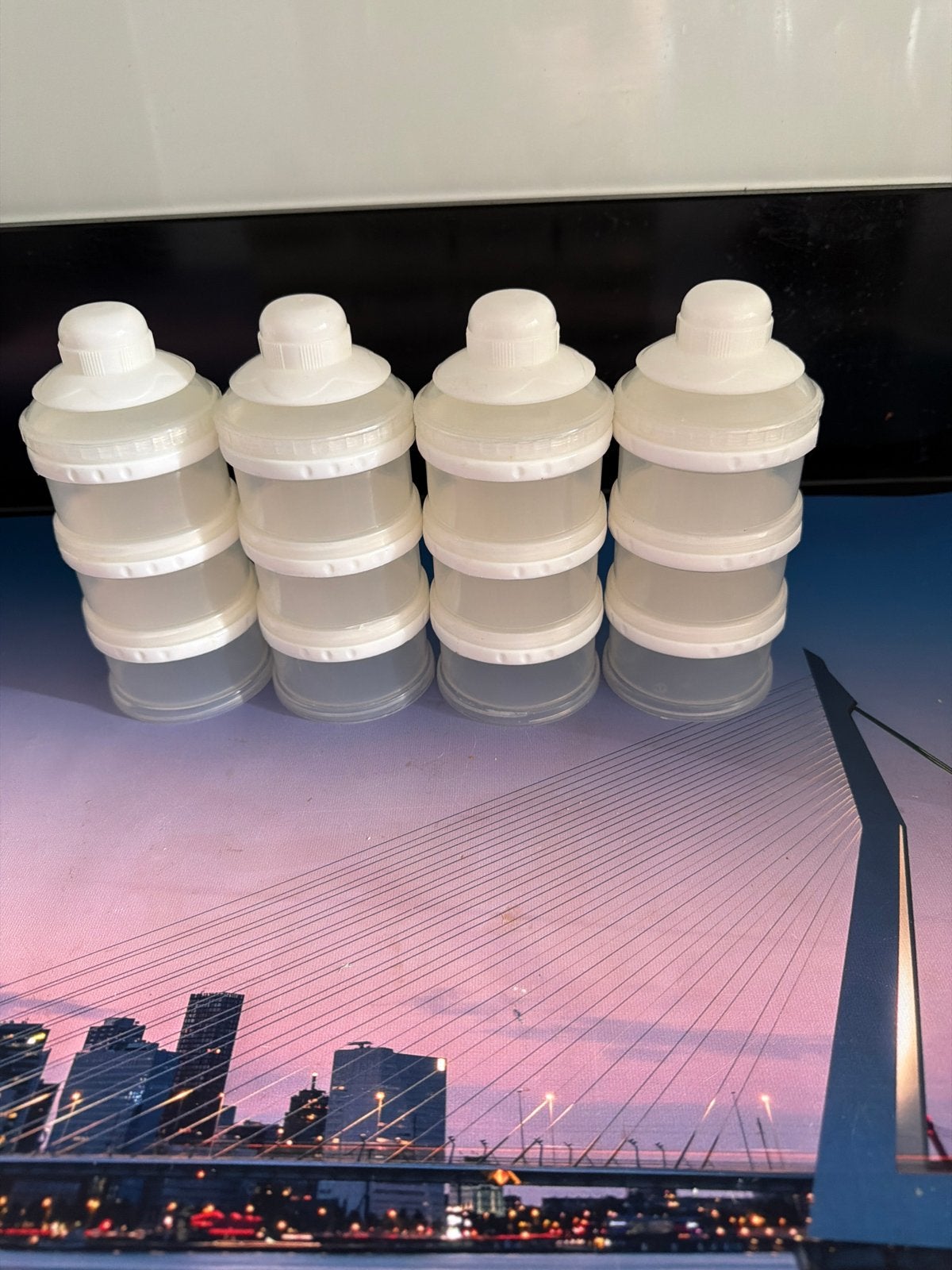 4x Melkpoeder Toren - Handig voor onderweg, Ophalen, Zo goed als nieuw, Overige typen