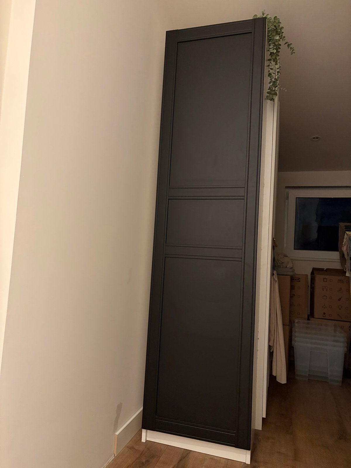 IKEA Flisberget deur 195 cm zwart, Ophalen, Overige materialen, Minder dan 50 cm, Zo goed als nieuw