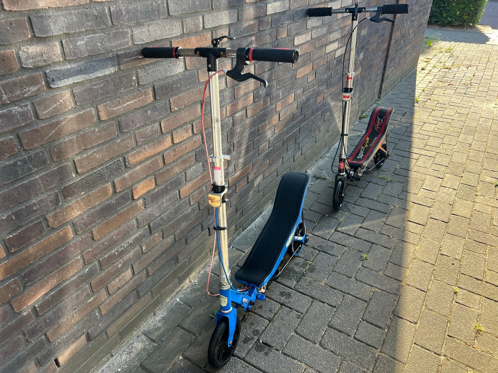 Space Scooter (2 stuks) - Blauw en Zwart, Fietsen en Brommers, Steps, Ophalen, Gebruikt, Overige typen