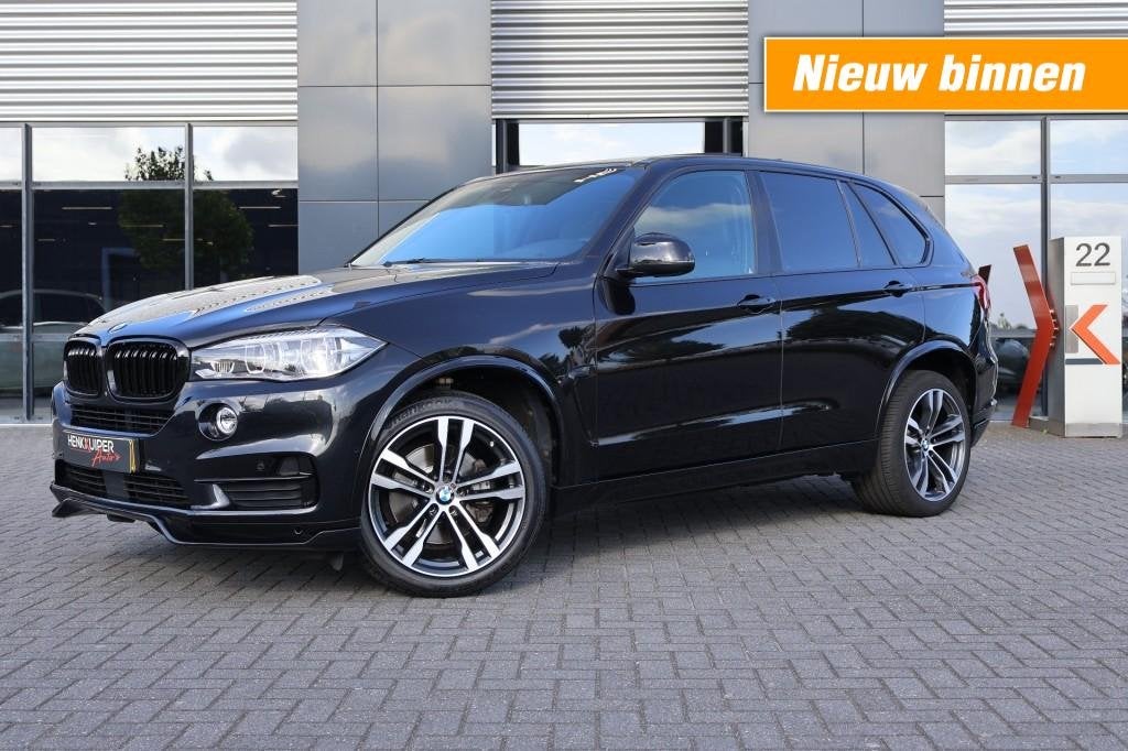 Bmw X5 xDrive 35i High Executive / Panodak /Leer/ Trekhaak w, Auto's, Automaat, 2005 kg, Gebruikt, Met garantie (alle)
