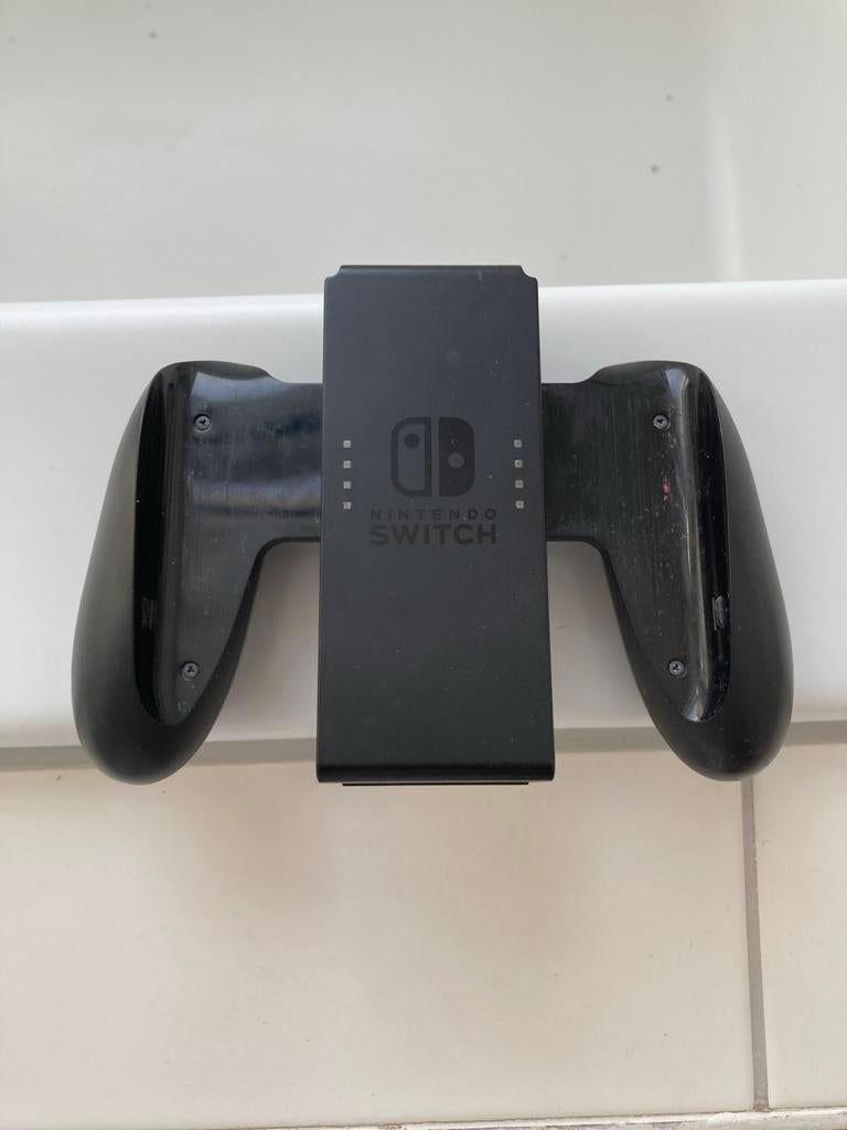 Nintendo Switch Joy-Con Grip Controller Houder Zwart, Gebruikt, Overige controllers, Ophalen of Verzenden, Draadloos