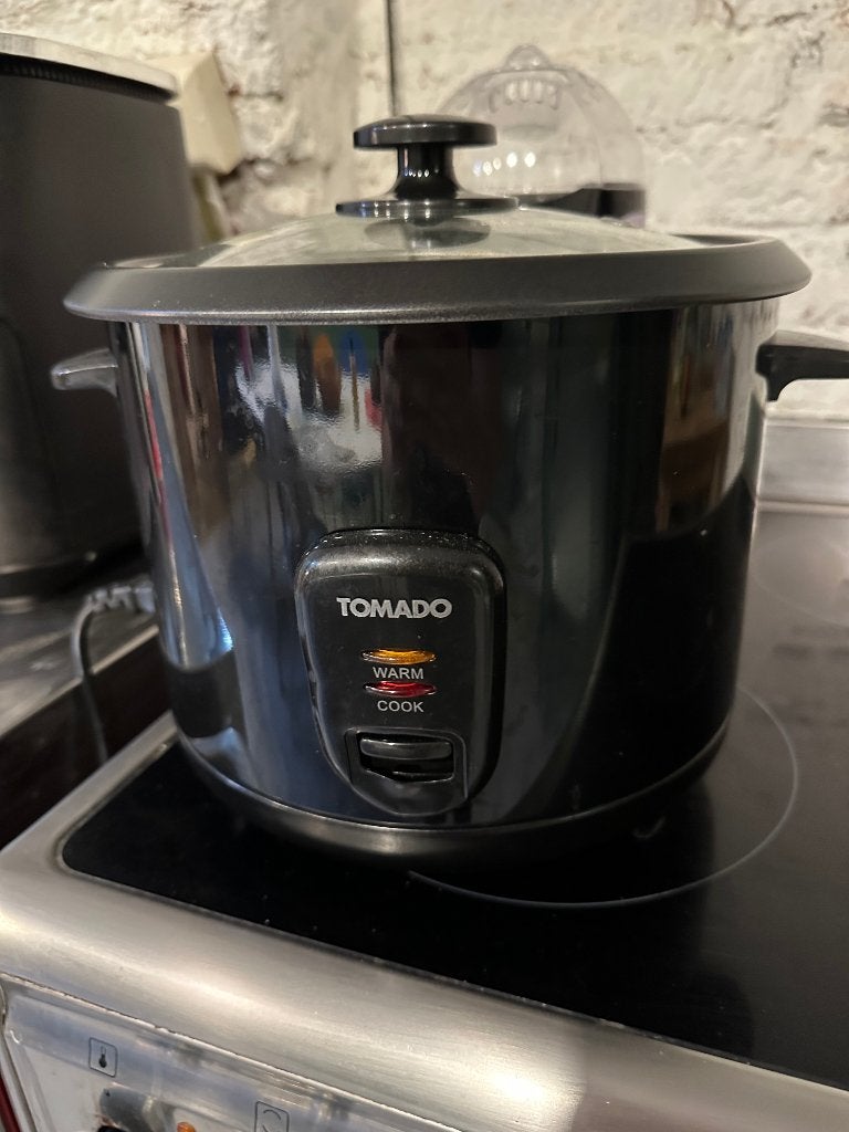 Tomado rijstkoker zwart met glazen deksel, Ophalen, Gebruikt
