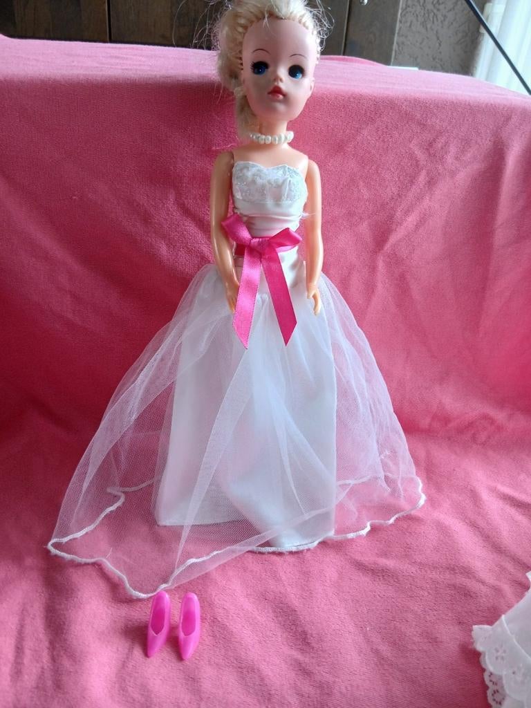 Barbie kleding vintage 7, Ophalen of Verzenden, Zo goed als nieuw, Kleertjes