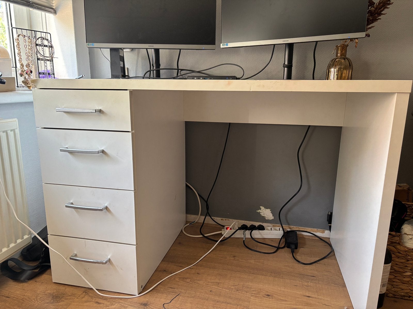 White wooden desk, Ophalen, Met lades, 60 cm, Hout