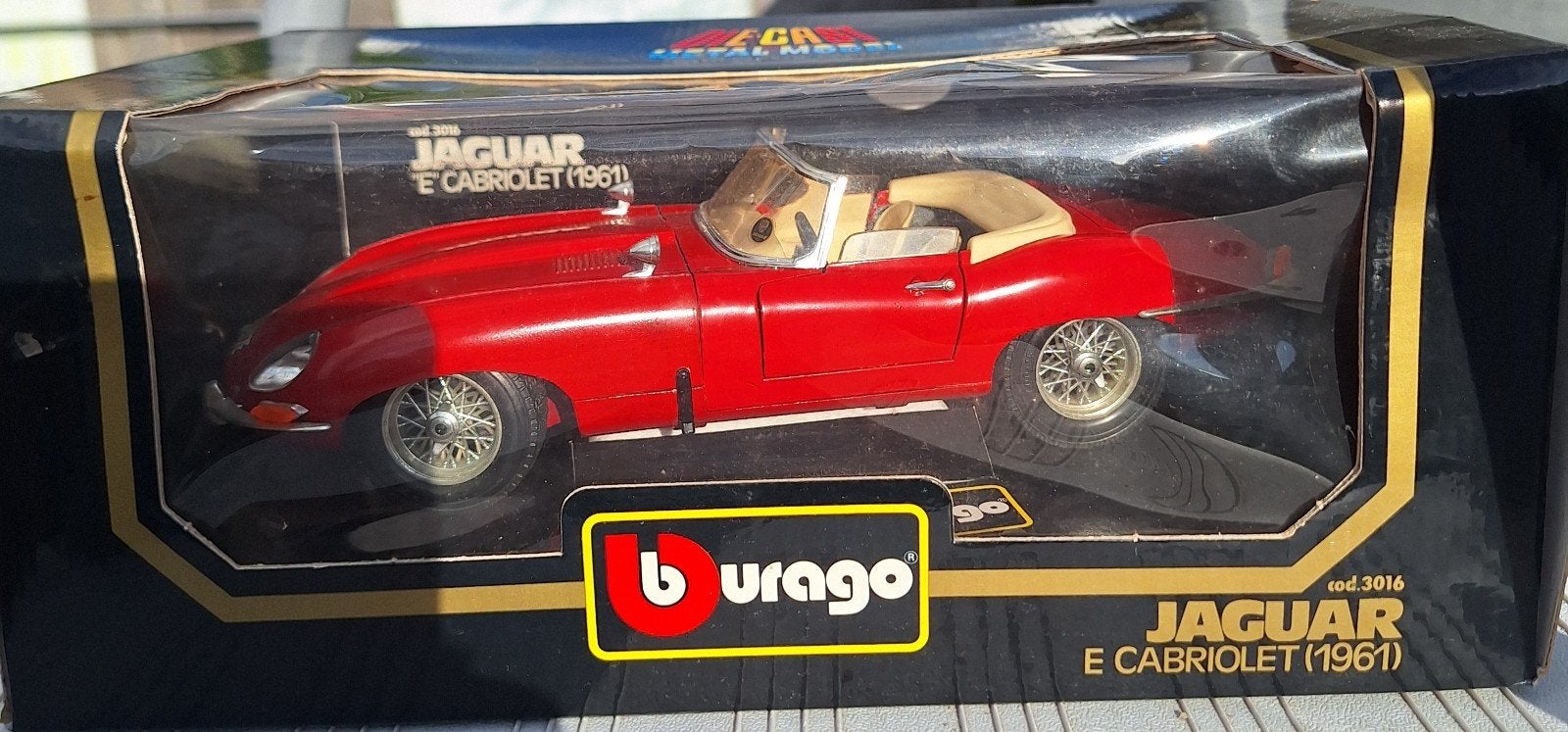 burago jaguar e type cabriolet 1961, Hobby en Vrije tijd, Ophalen of Verzenden, Zo goed als nieuw, Auto, Bburago