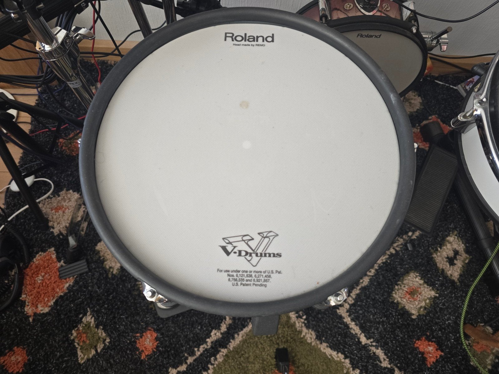 Foto 3 van Roland TD17 uitgebreid drumstel