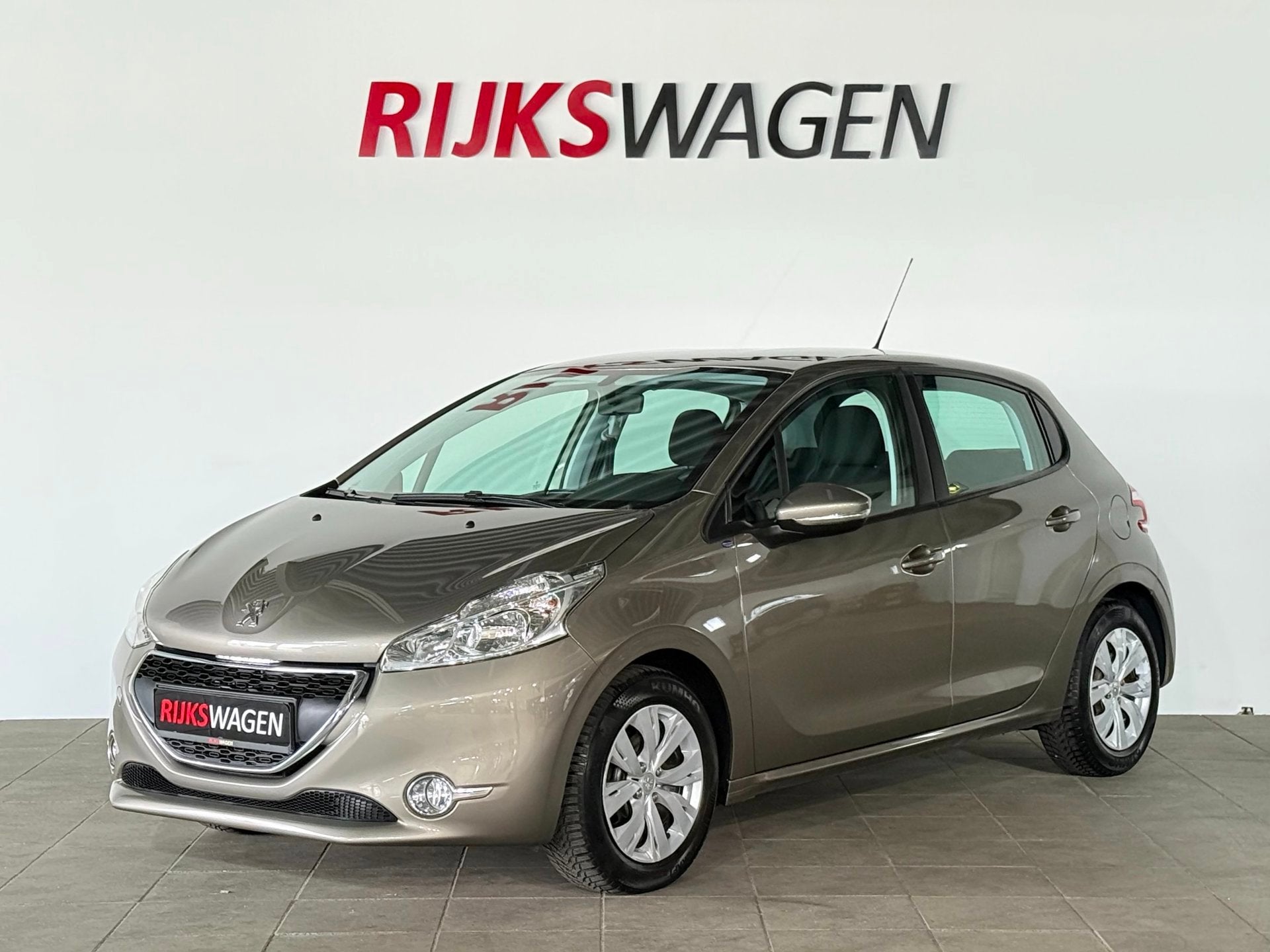 Peugeot 208 1.2 VTi Active Cruise/Stoelverwarming/KM, Auto's, Voorwielaandrijving, Dealer onderhouden, Stof, Gebruikt