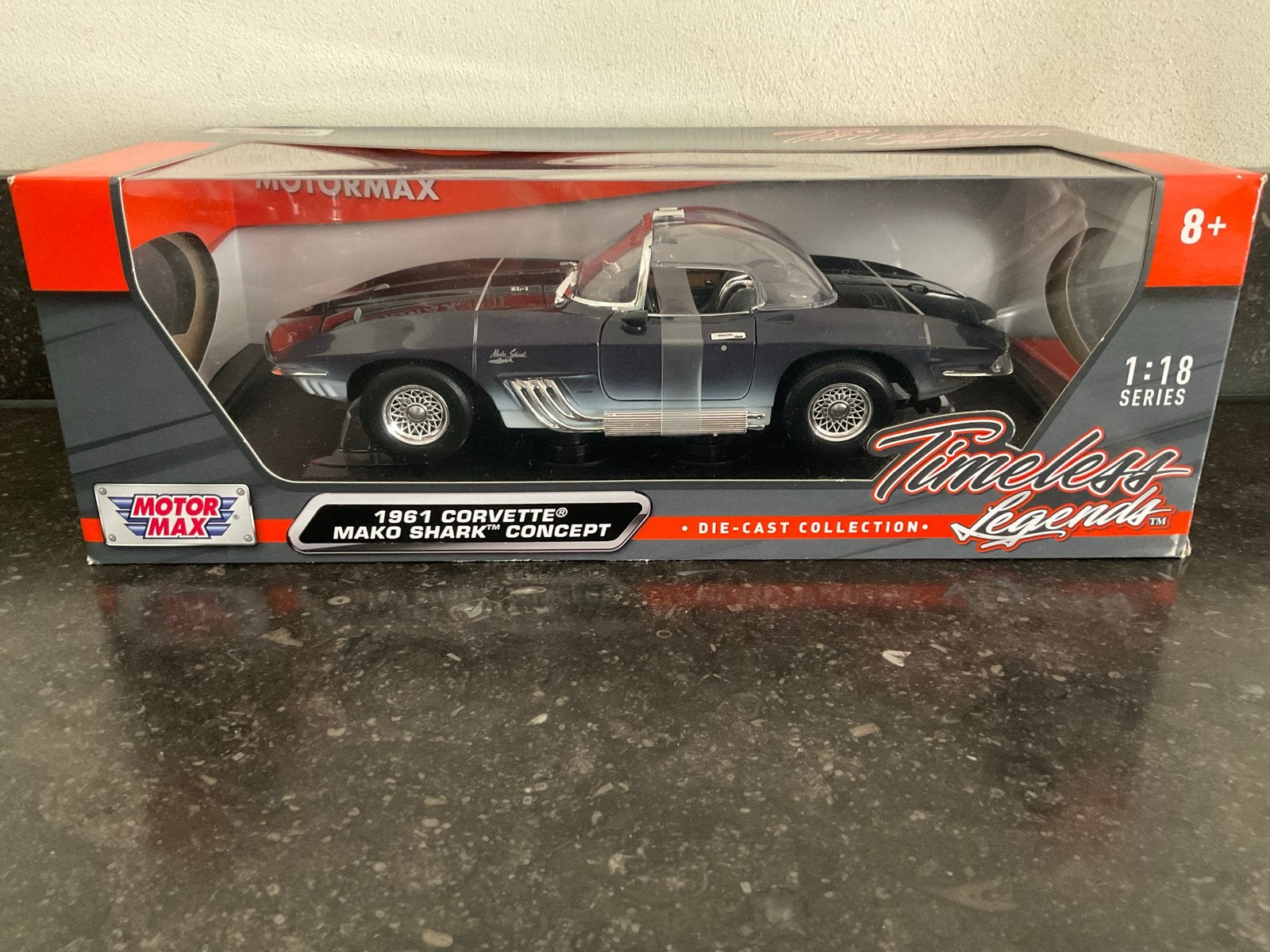 Motor Max 1/18 Corvette Mako Shark 1961 - Nieuw in doos, Hobby en Vrije tijd, Modelauto's | 1:18, Ophalen of Verzenden, Nieuw