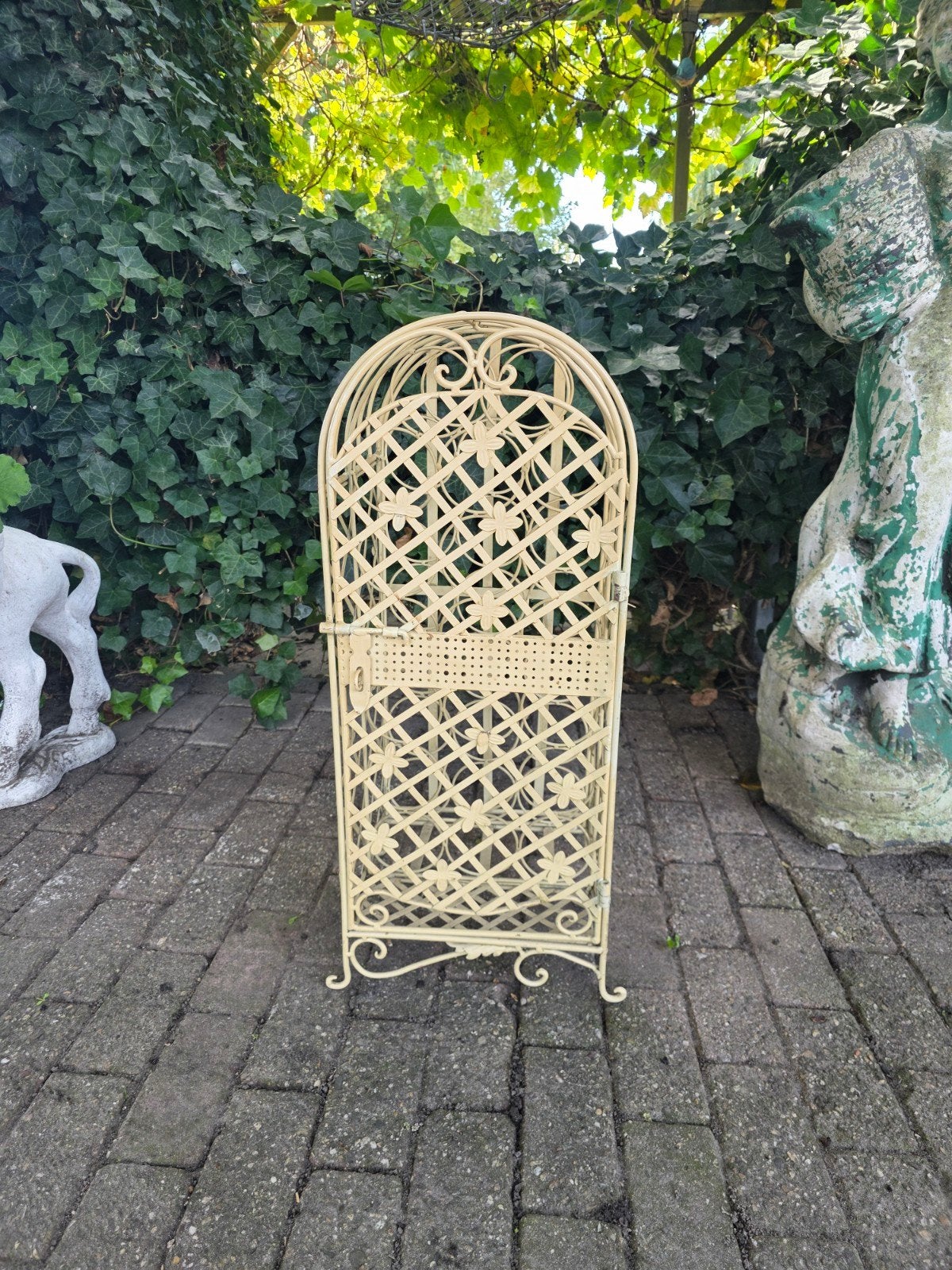 Wijnrek metaal crème, 85x39x33 cm, landelijke stijl, Ophalen, Gebruikt, 15 tot 25 flessen, 75 – 100