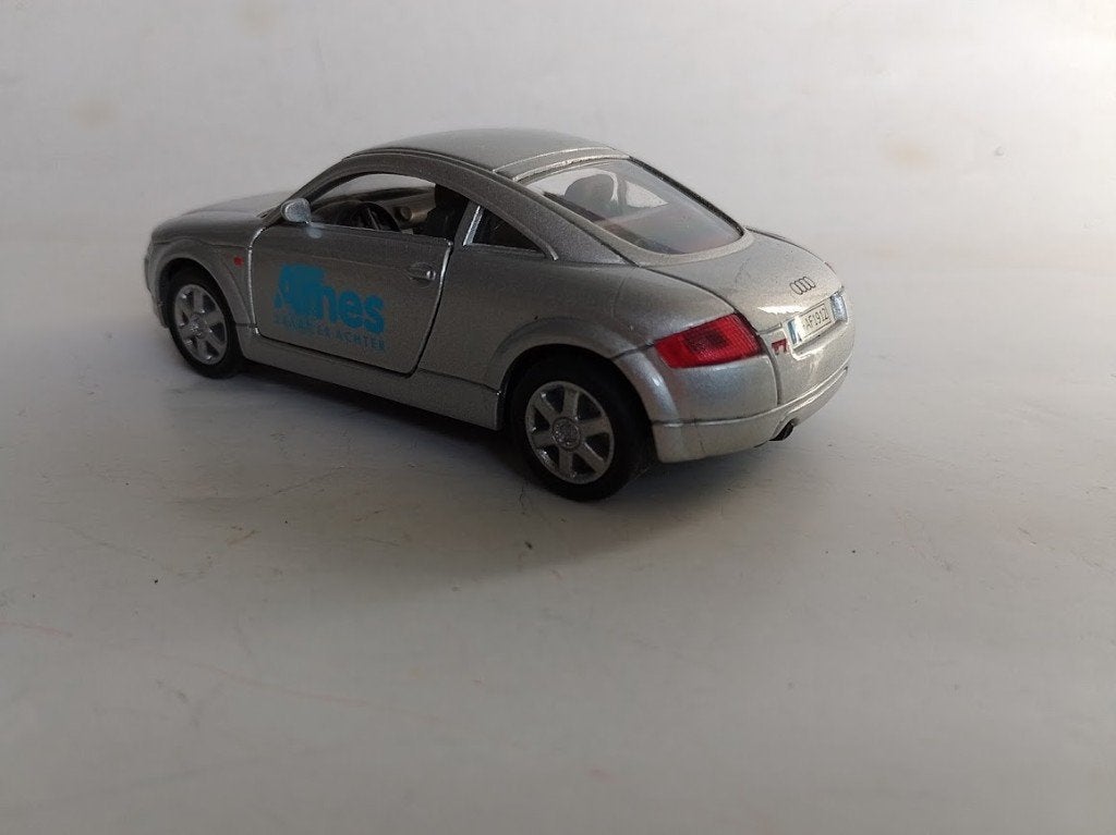 Audi TT Roadster coupe , Welly 1:32, Ophalen of Verzenden, Nieuw, Auto, Overige merken