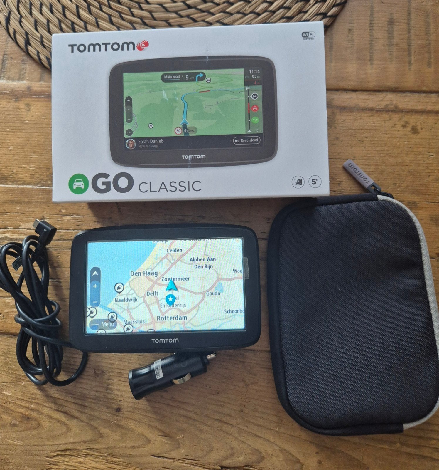 TomTom GO Classic met nieuwste Europa kaart en gratis update, Ophalen of Verzenden, Zo goed als nieuw