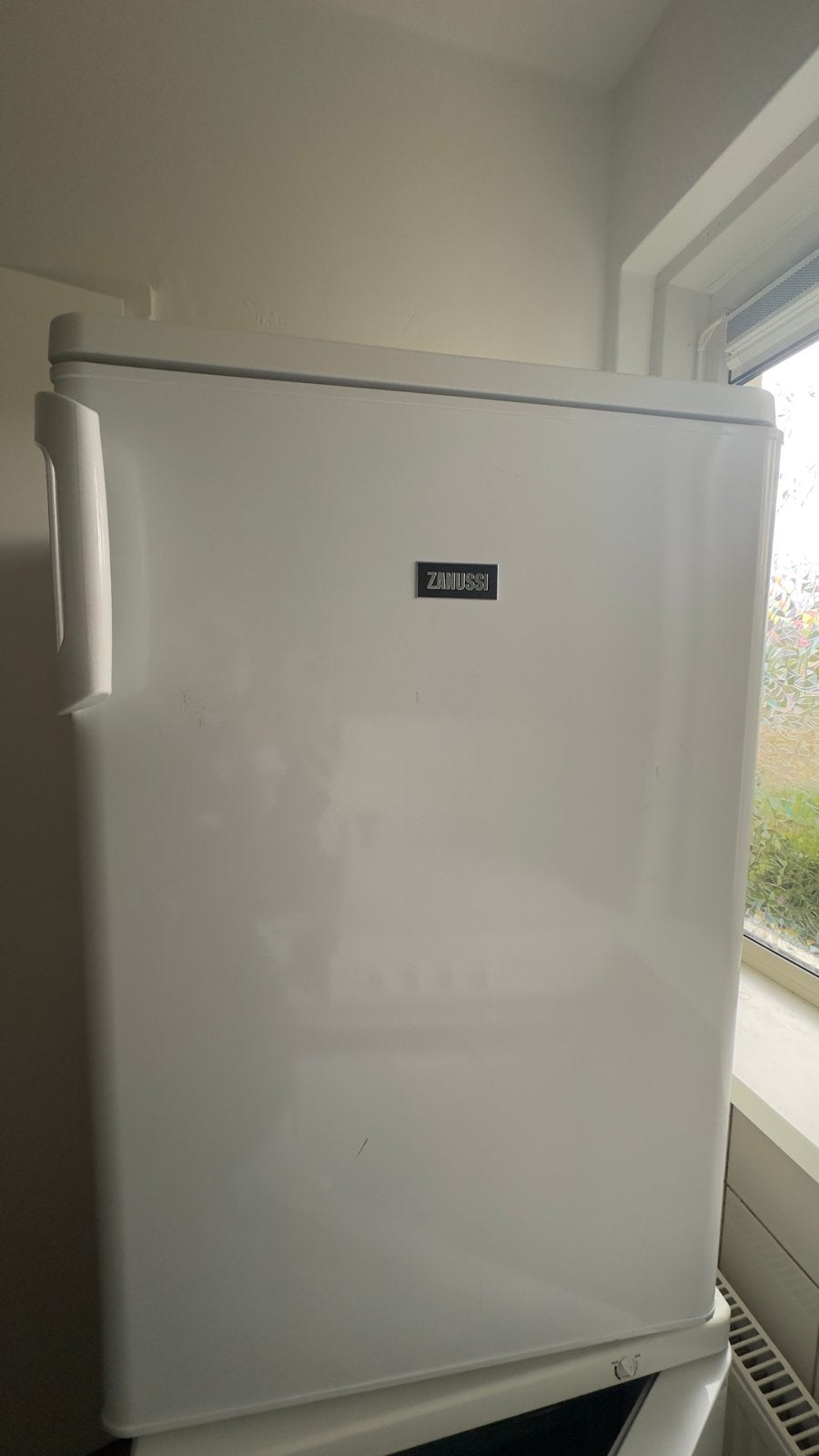 Zanussi koelkast, 75 tot 100 liter, 45 tot 60 cm, Ophalen, 85 tot 120 cm