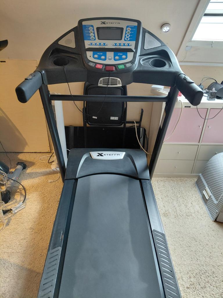 Goed werkende loopband, Sport en Fitness, Ophalen, Zo goed als nieuw, Loopband