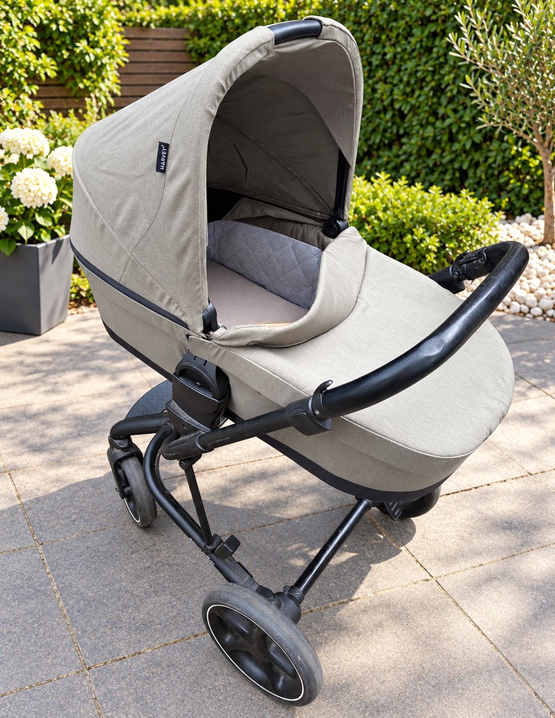 Easywalker harvey 3 kinderwagen reiswieg + zitje moet weg!, Kinderen en Baby's, Ophalen