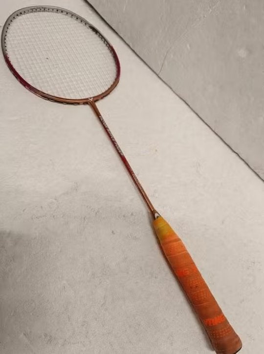 Victor ripple power 12 badminton racket, Sport en Fitness, Badminton, Gebruikt, Ophalen of Verzenden, Racket(s)