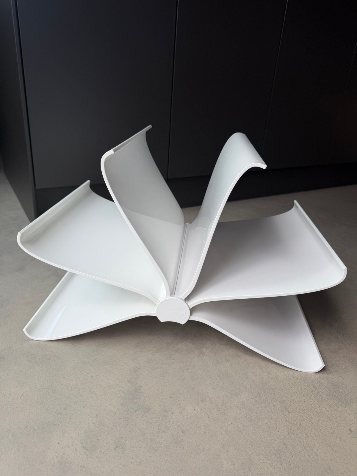 Kartell Front Page tijdschriftenrek - Wit, Ophalen, Kunststof, Zo goed als nieuw, Modern