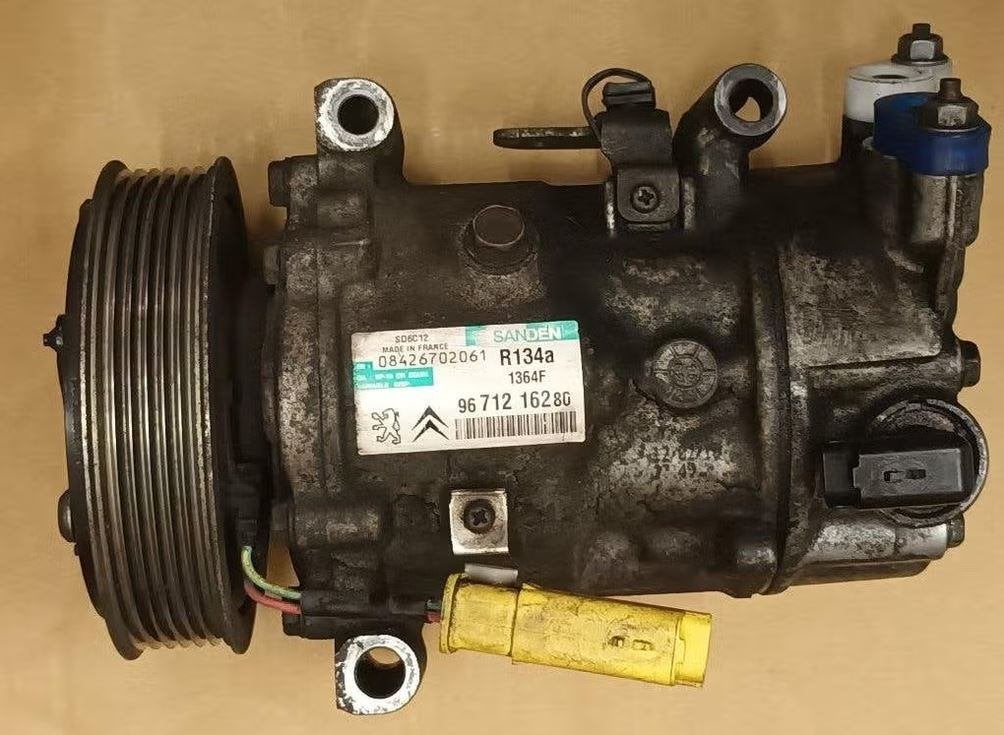 Aircocompressor van Peugeot - ook voor Citroen Mitsubishi, Ophalen, Nieuw, Citroën