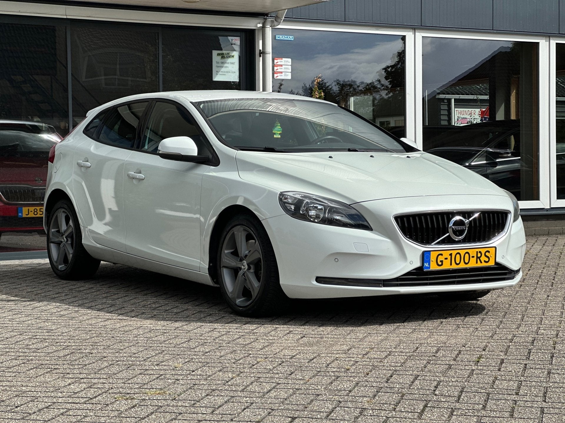 Volvo V40 2.0 T2 Inscription |Uitstekende staat|Nwe Apk, Auto's, Voorwielaandrijving, Gebruikt, Euro 6, 4 cilinders