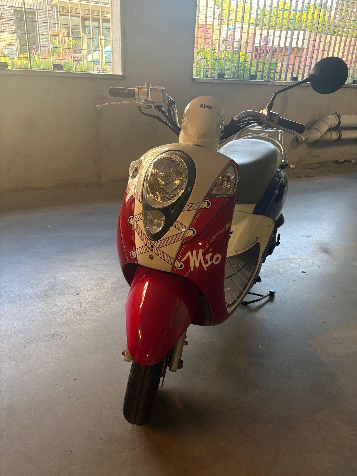 Sym mio scooter VERKOCHT, Ophalen, Zo goed als nieuw, Benzine