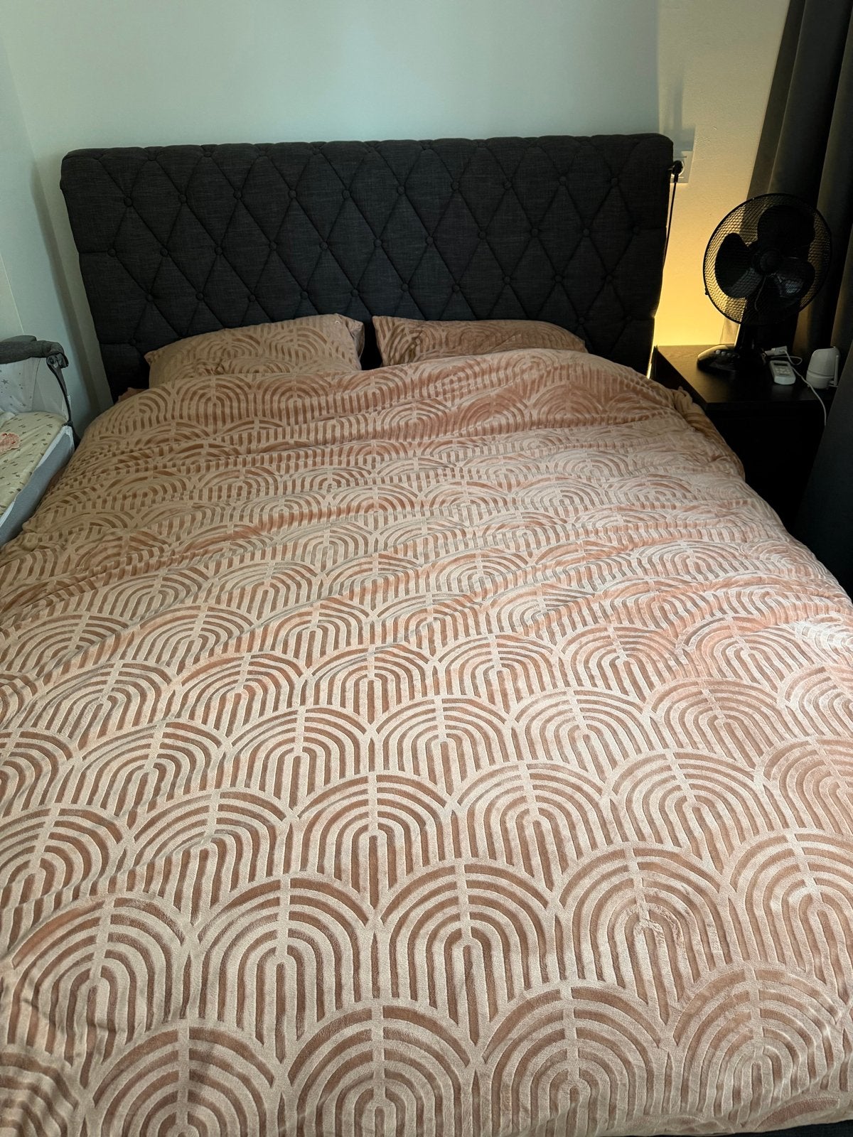 Tweepersoonsbed met opbergruimte en hoofdbord, Ophalen, Gebruikt, Tweepersoons, 200 cm