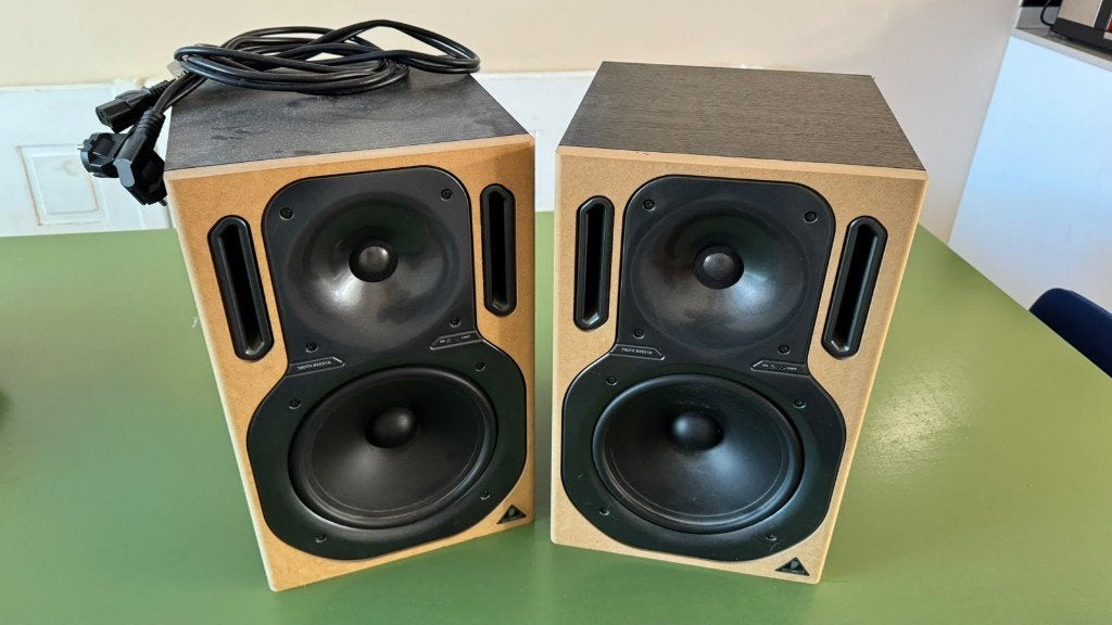 Behringer Truth B2031A set van twee actieve monitors, Studiomonitor, Gebruikt, 120 tot 150 watt, Ophalen