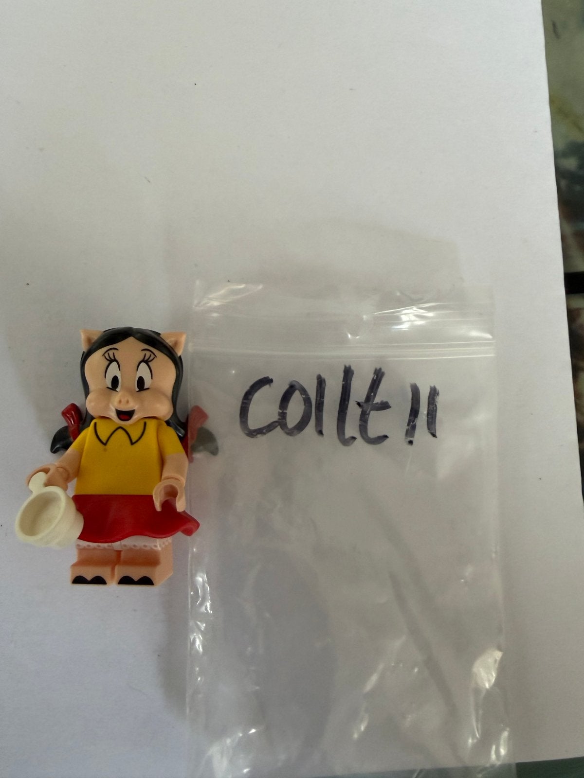 LEGO Looney Tunes Petunia Pig Minifiguur (Col 11), Ophalen of Verzenden, Zo goed als nieuw, Lego