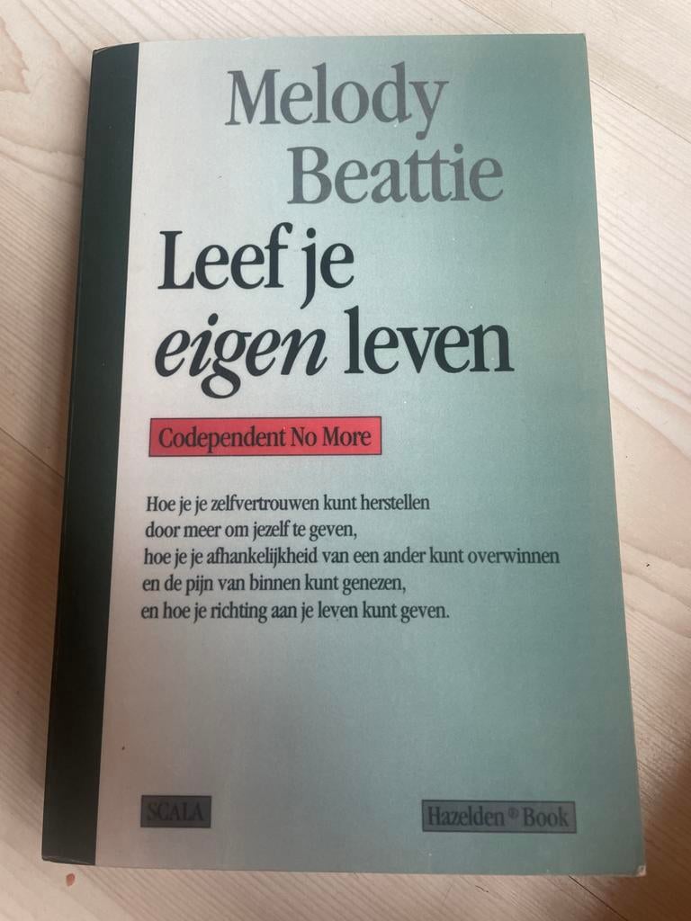 Melody Beattie - Leef je eigen leven (Codependent No More), Ophalen of Verzenden, Zo goed als nieuw