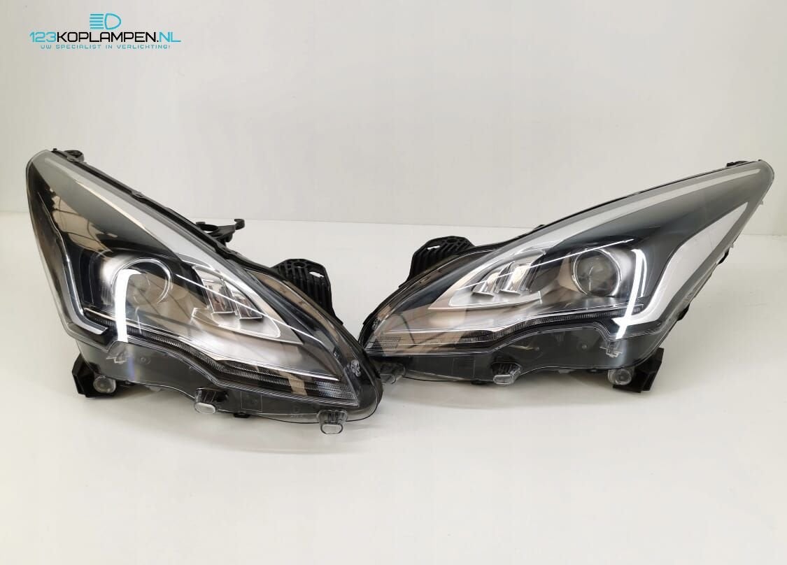Peugeot 3008 5008 Facelift Xenon Koplamp rechts links, Gebruikt, -, -, Ophalen of Verzenden