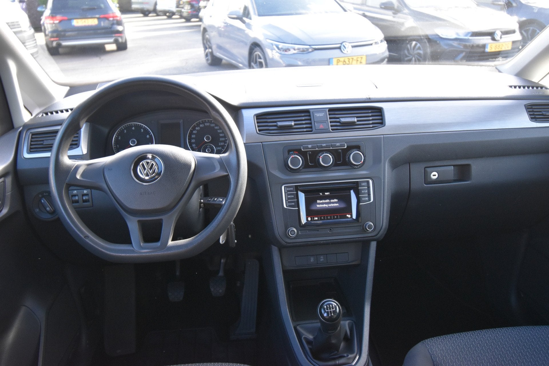 Volkswagen Caddy 1.2 TSI Trendline , TREKHAAK , CR CONTR , P, Auto's, Voorwielaandrijving, Gebruikt, 4 cilinders, Wit
