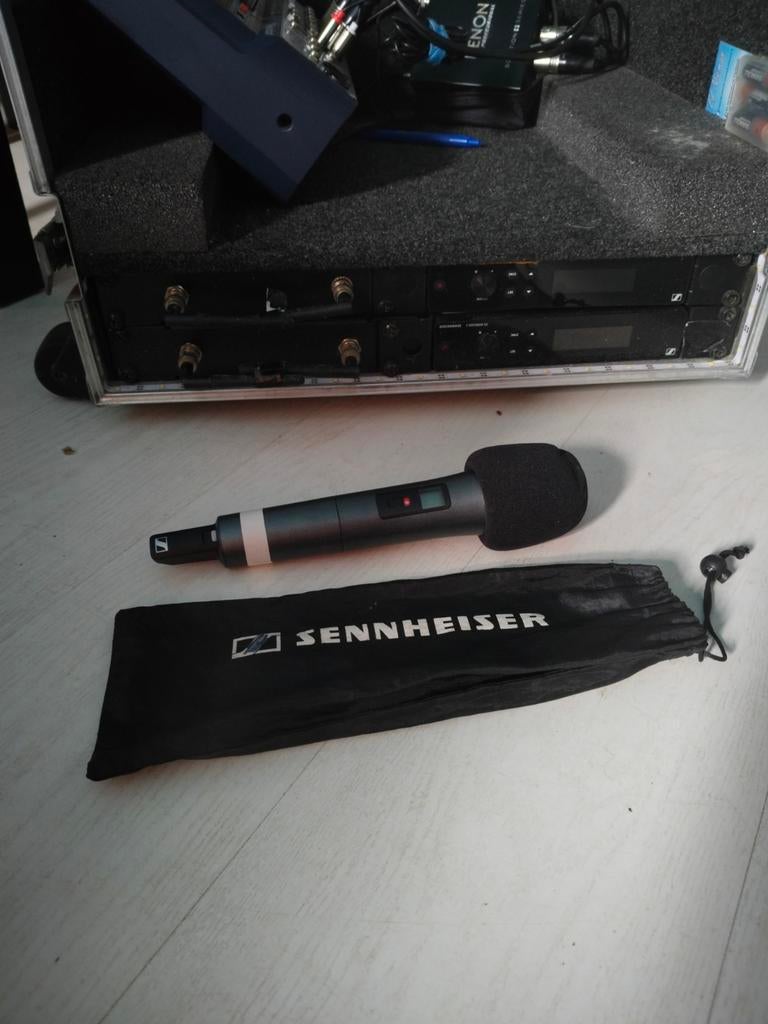 Sennheiser XSW2-835 A-Band Draadloze Zangmicrofoon Set, Muziek en Instrumenten, Microfoons, Ophalen of Verzenden